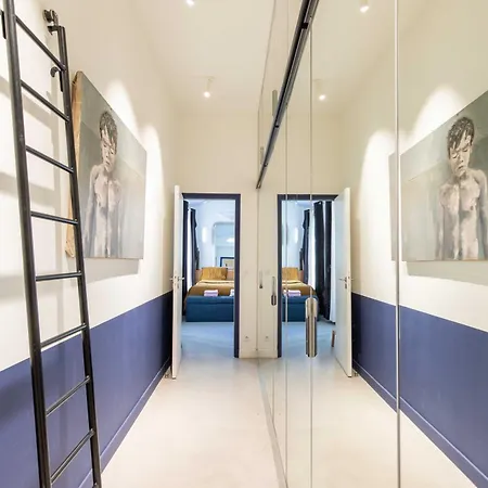 Comme Maison Sur L'ile Saint Louis * Париж